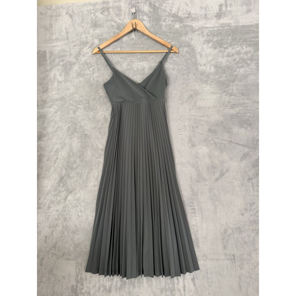 Athleta Pirouette Layering Dress Womens S Metropolis Grey Pleated #232580